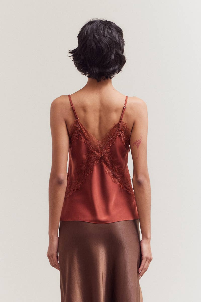 LACE SPAGHETTI TANK TOP