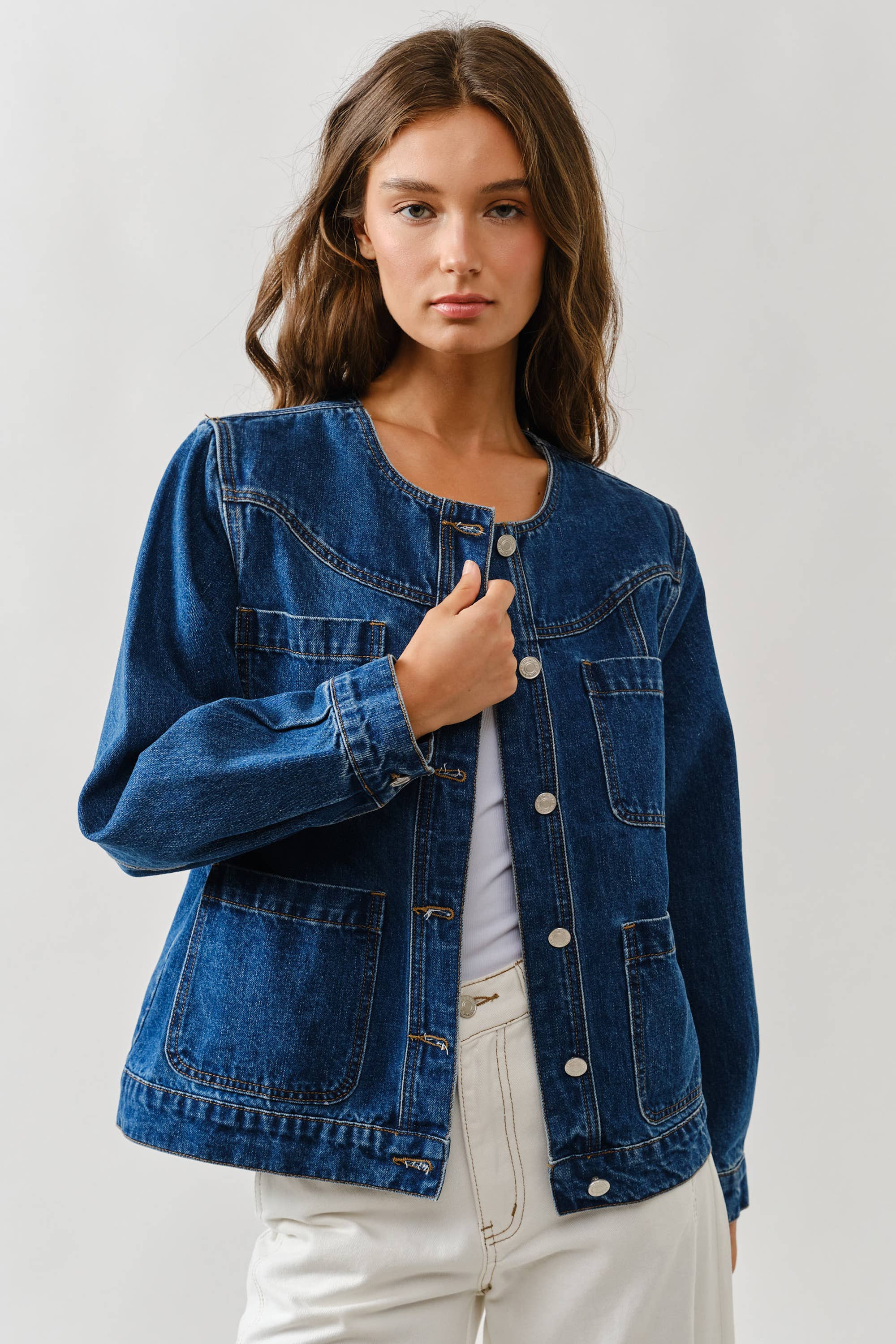 CREW NECK RELAXED DENIM JACKET