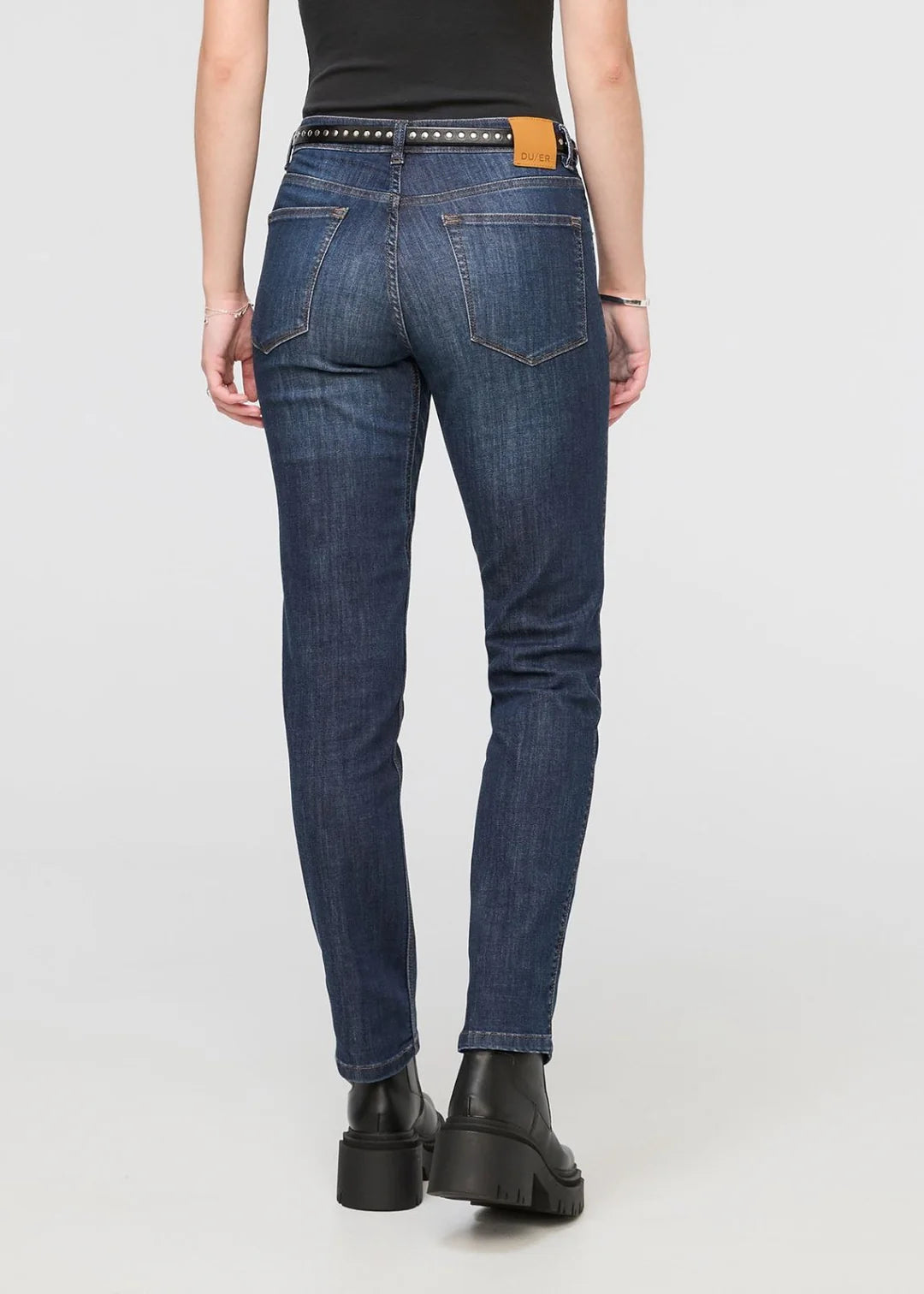 Duer Performance Denim - Girlfriend Jean in Heritage Blue