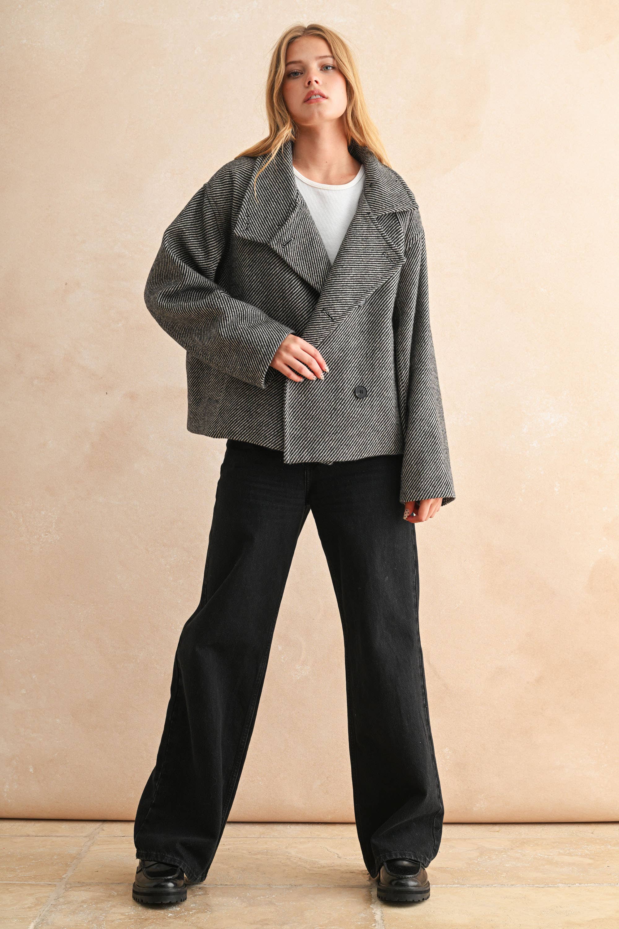 HERRINGBONE PATTERN CAPE STYLE JACKET