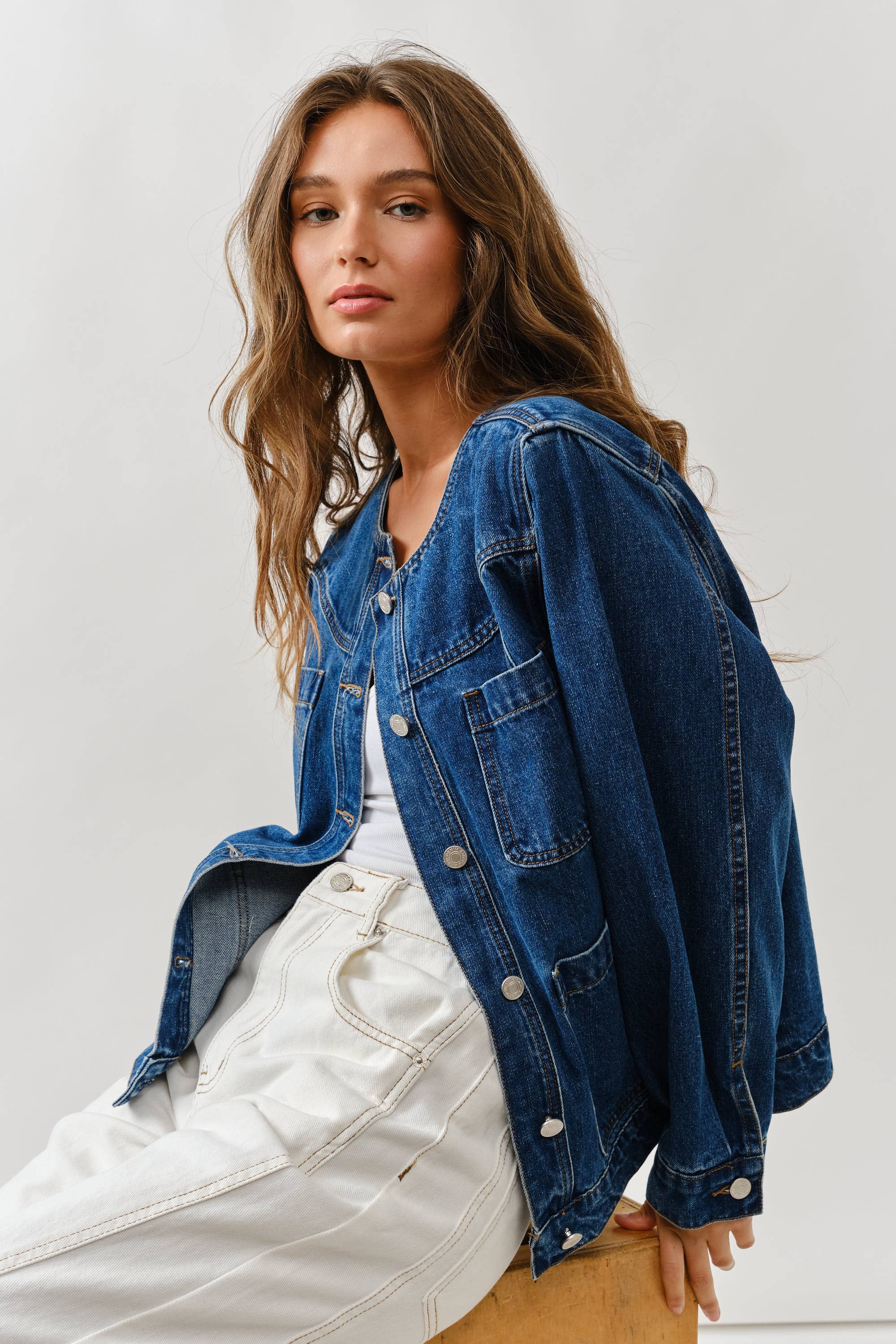 CREW NECK RELAXED DENIM JACKET