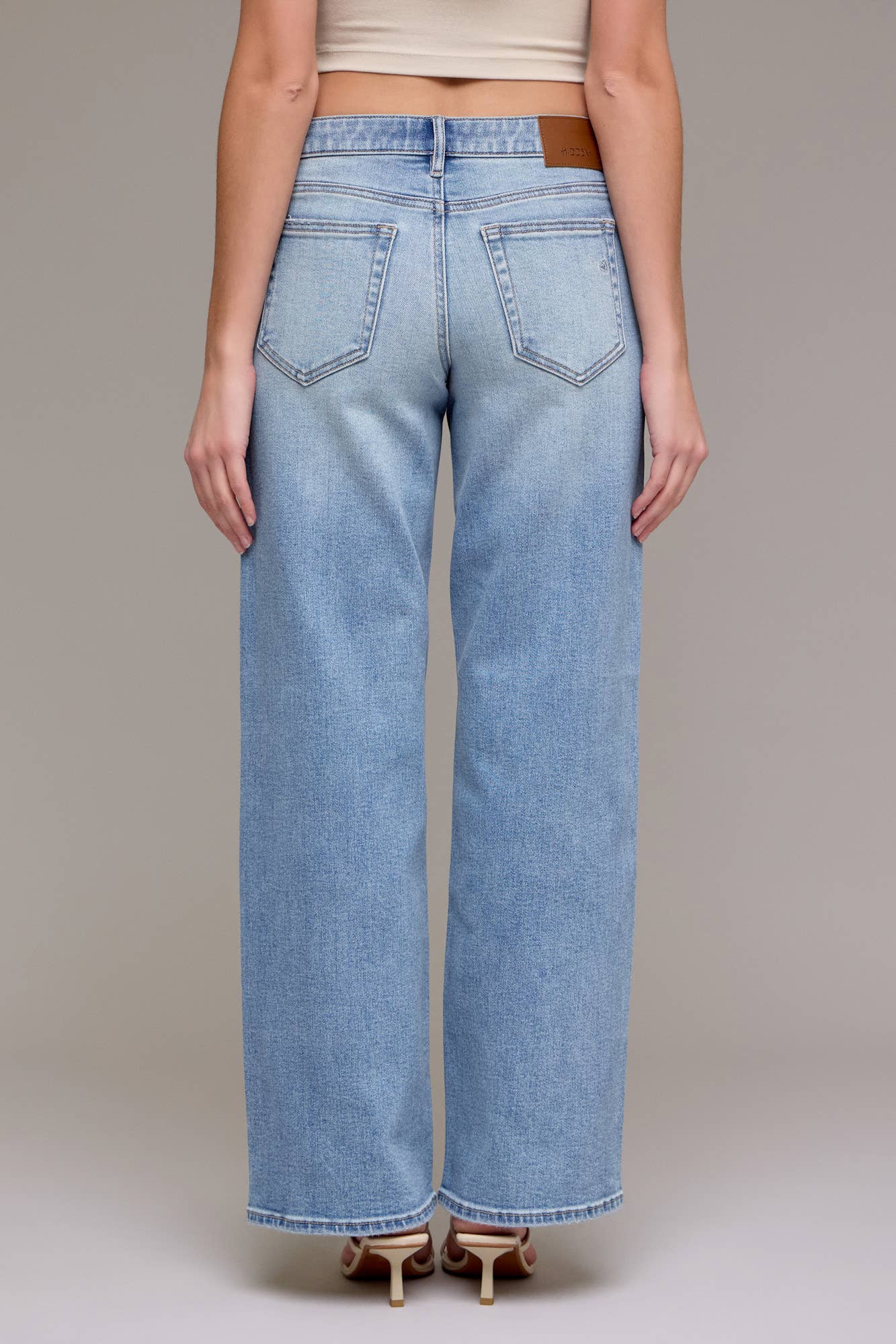 Medium Light 33" Inseam Mid-Rise Stretch Dad Jean