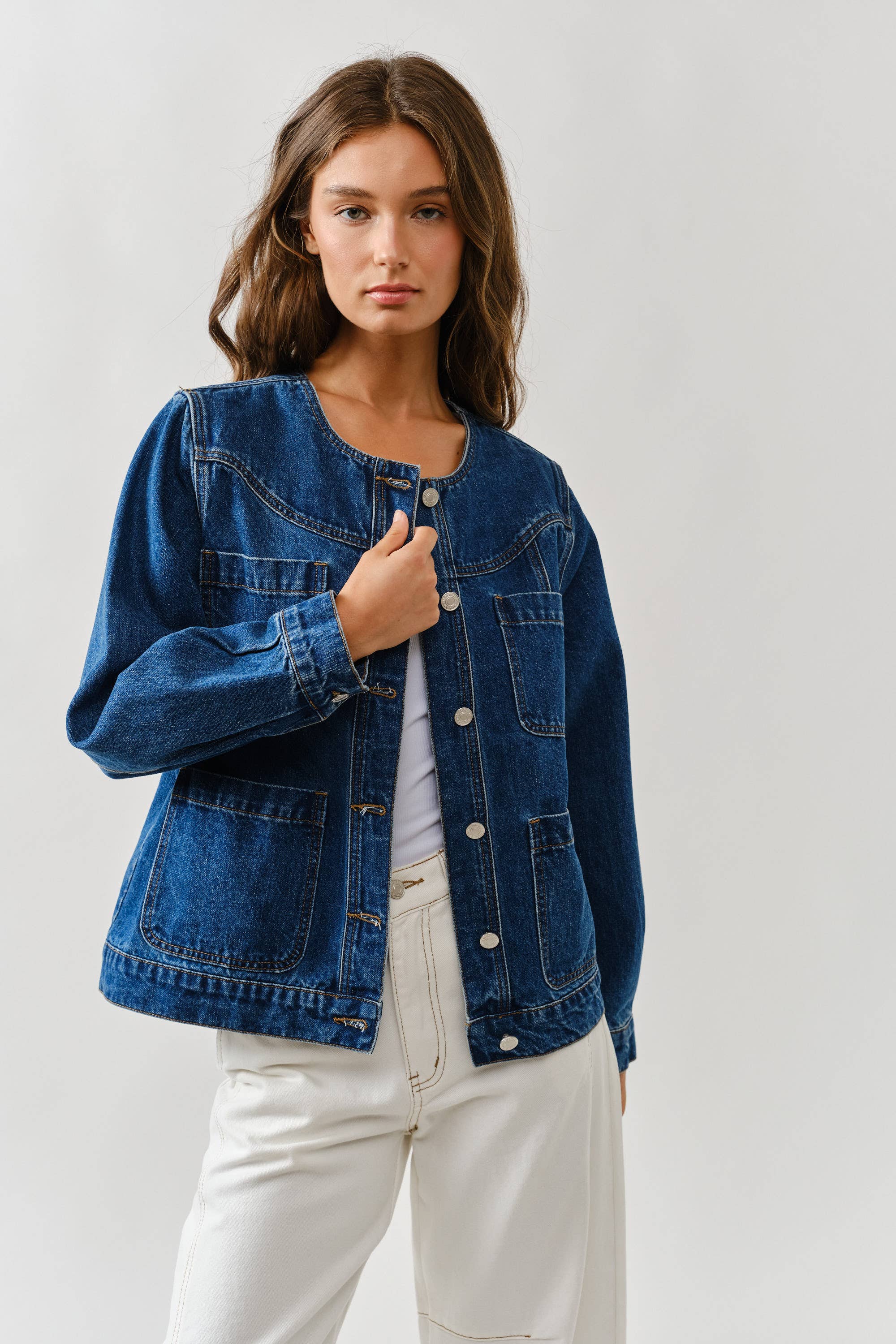 CREW NECK RELAXED DENIM JACKET