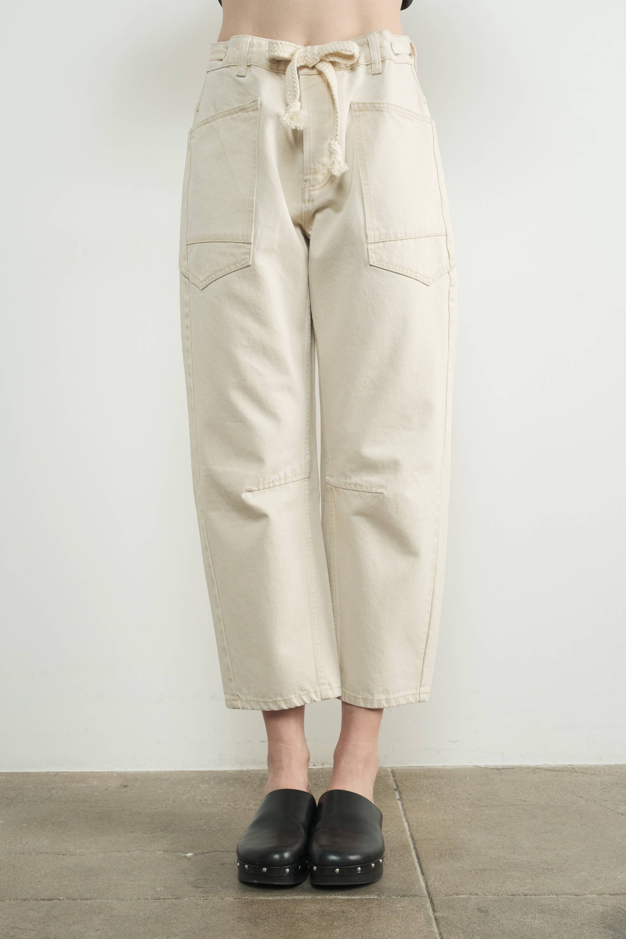 BARREL DENIM PANTS WITH EYELET WAIST