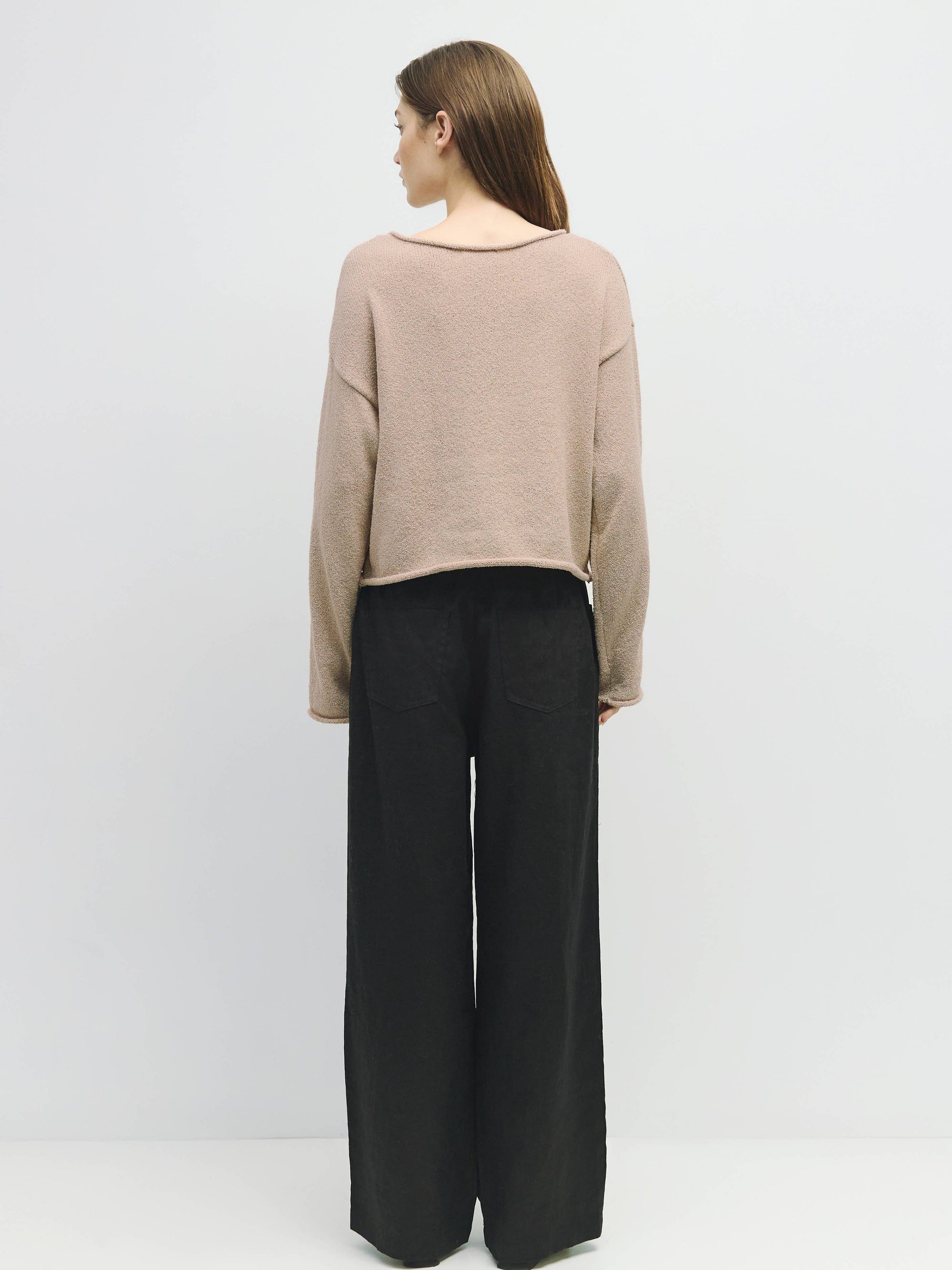 The Ashwin Sweater | Raw Hem Knit Sweater