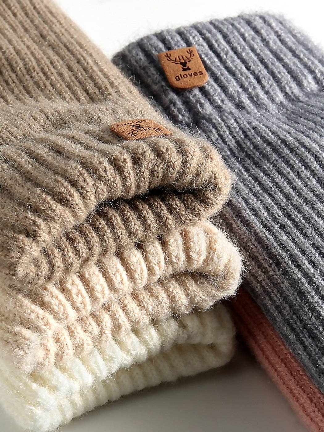 Double-Layer Knitted Mittens